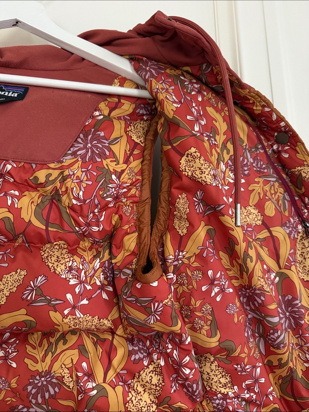 Patagonia | Bivy Down Vest Rust Orange - Medium - Picture 10 of 14